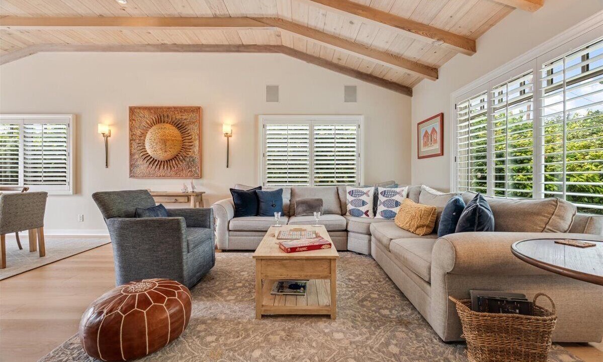 Photo of Livingroom in Carmel Point