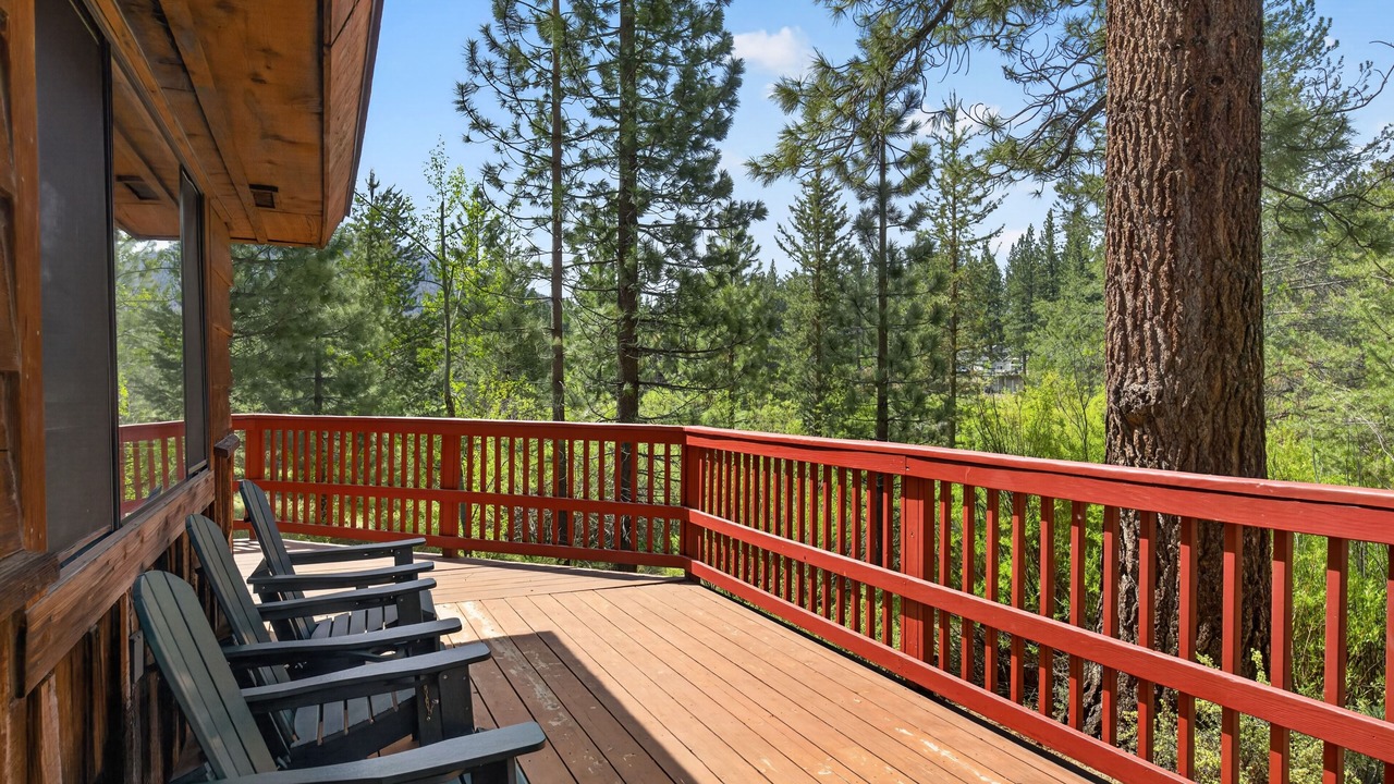 Photo of Patio Balcony in Black Bart