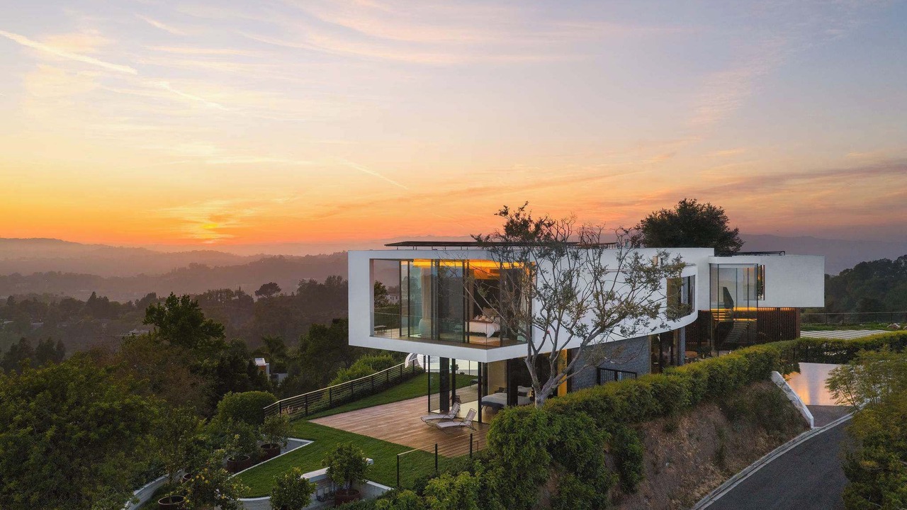 Photo of Outdoor in Hollywood Hills
