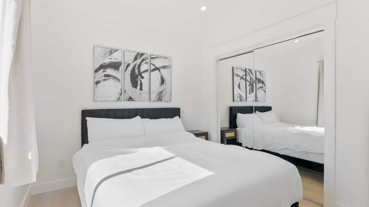 Photo of Bedroom in Lincoln Acres
