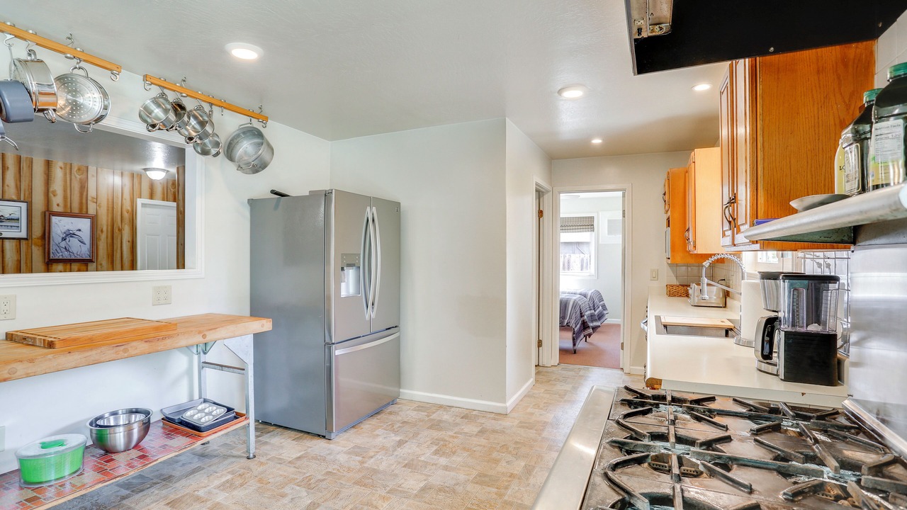Photo of Kitchen in Colusa County