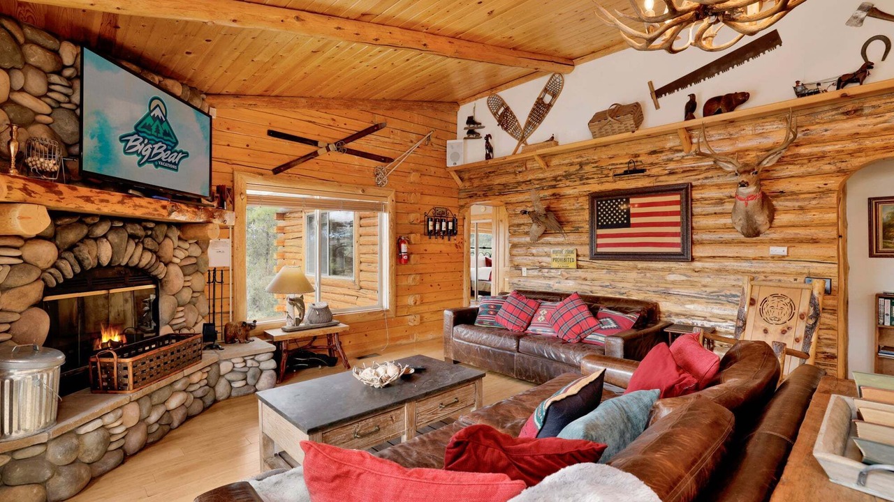 Photo of Livingroom in Upper Moonridge