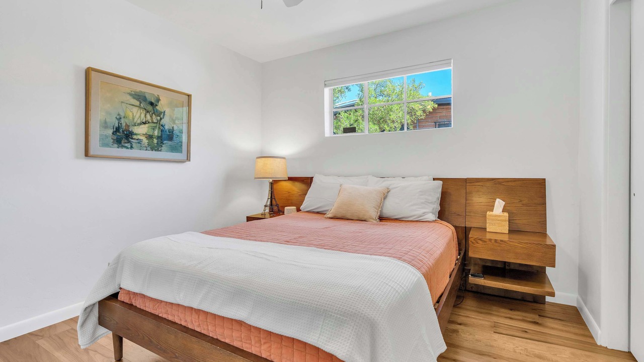 Photo of Bedroom in Harold Bell Wright Estates