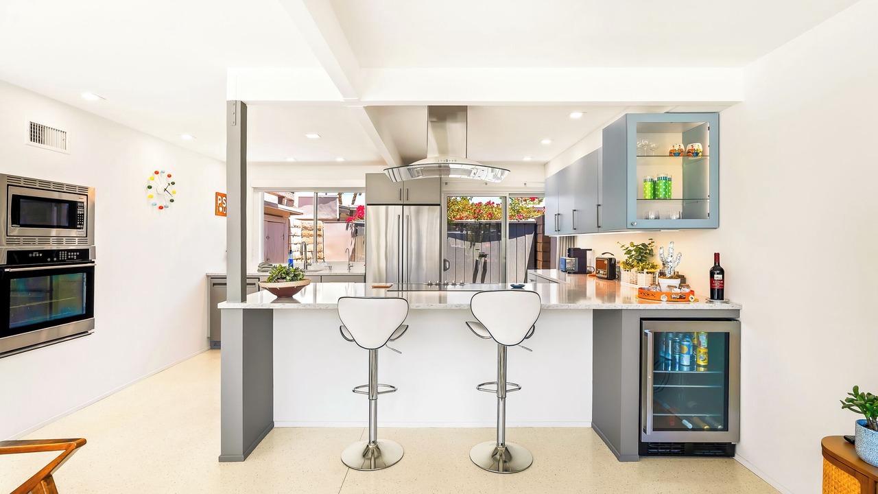 Photo of Kitchen in Racquet Club Estates