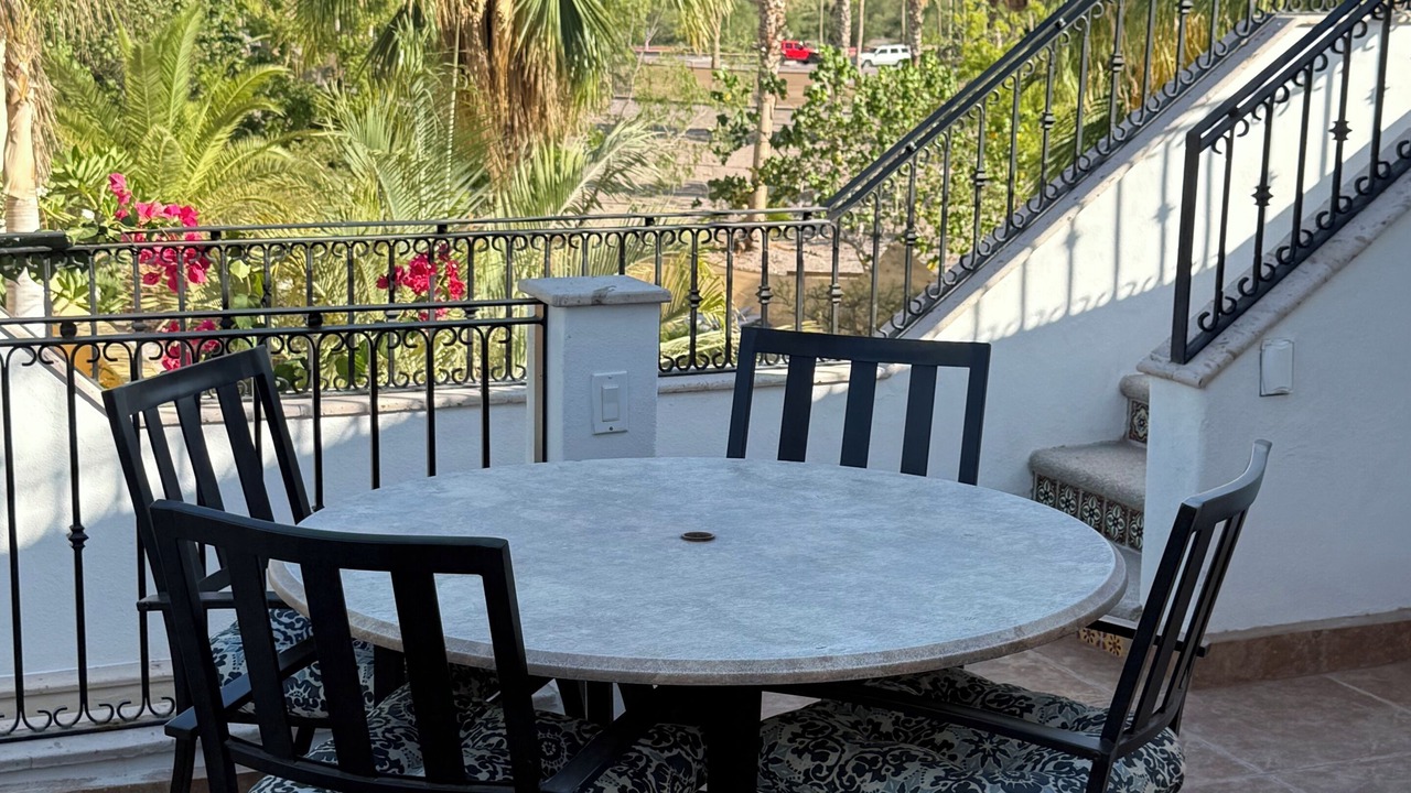 Photo of Outdoor in Nopolo