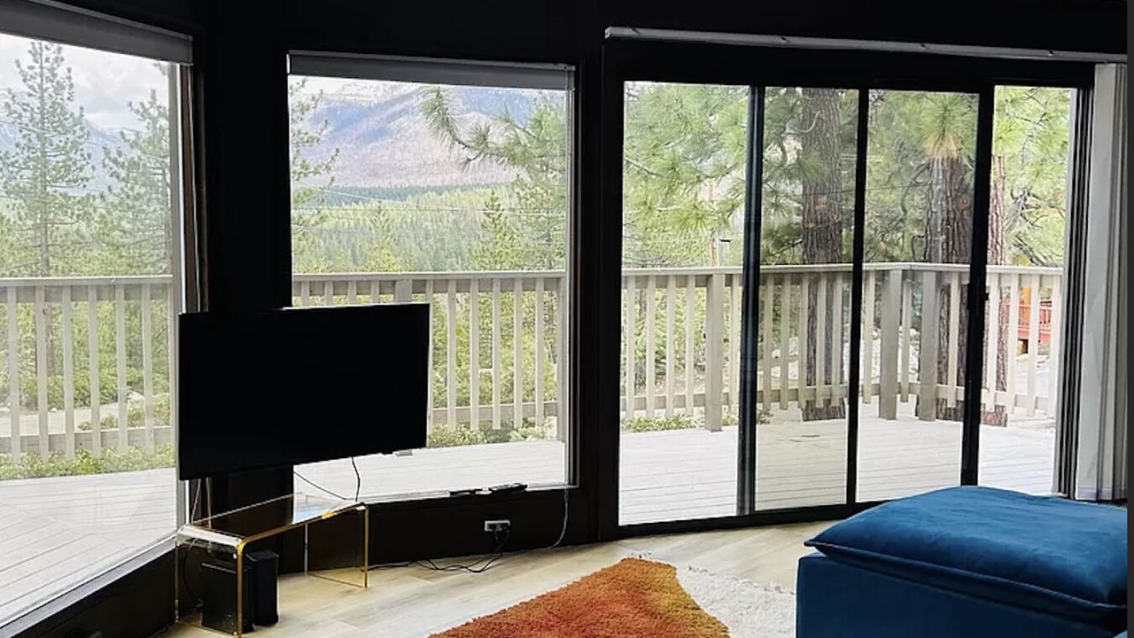 Photo of Livingroom in South Lake Tahoe