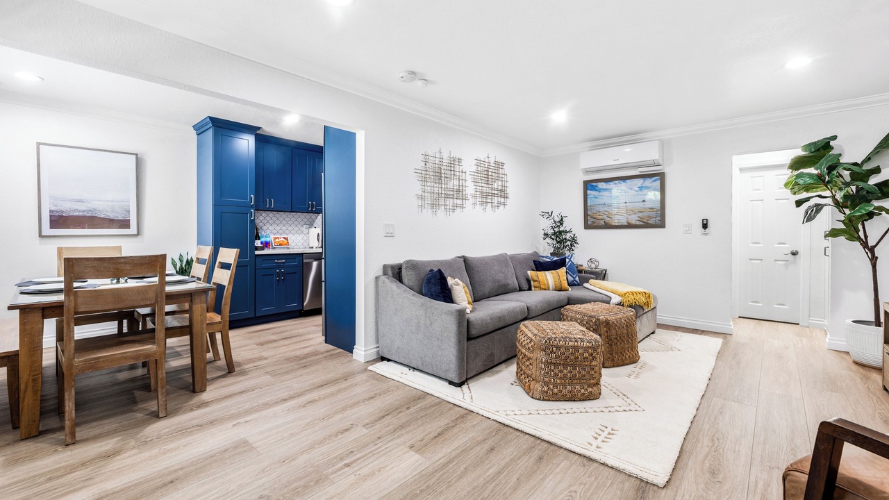 Photo of Livingroom in Huntington Beach