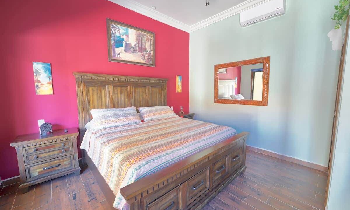 Photo of Bedroom in Laguna Shores