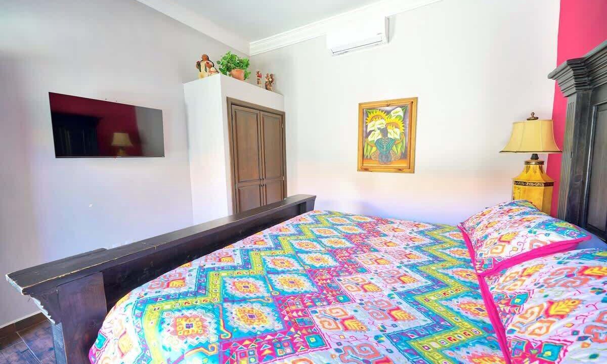 Photo of Bedroom in Laguna Shores