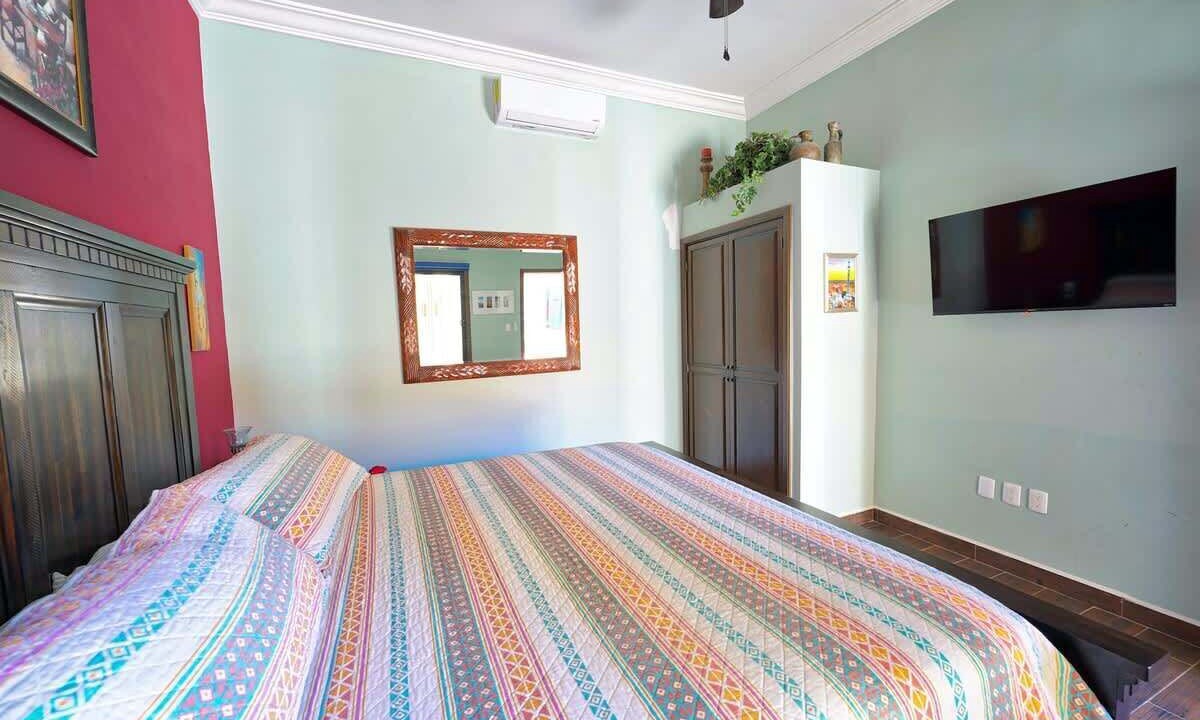 Photo of Bedroom in Laguna Shores