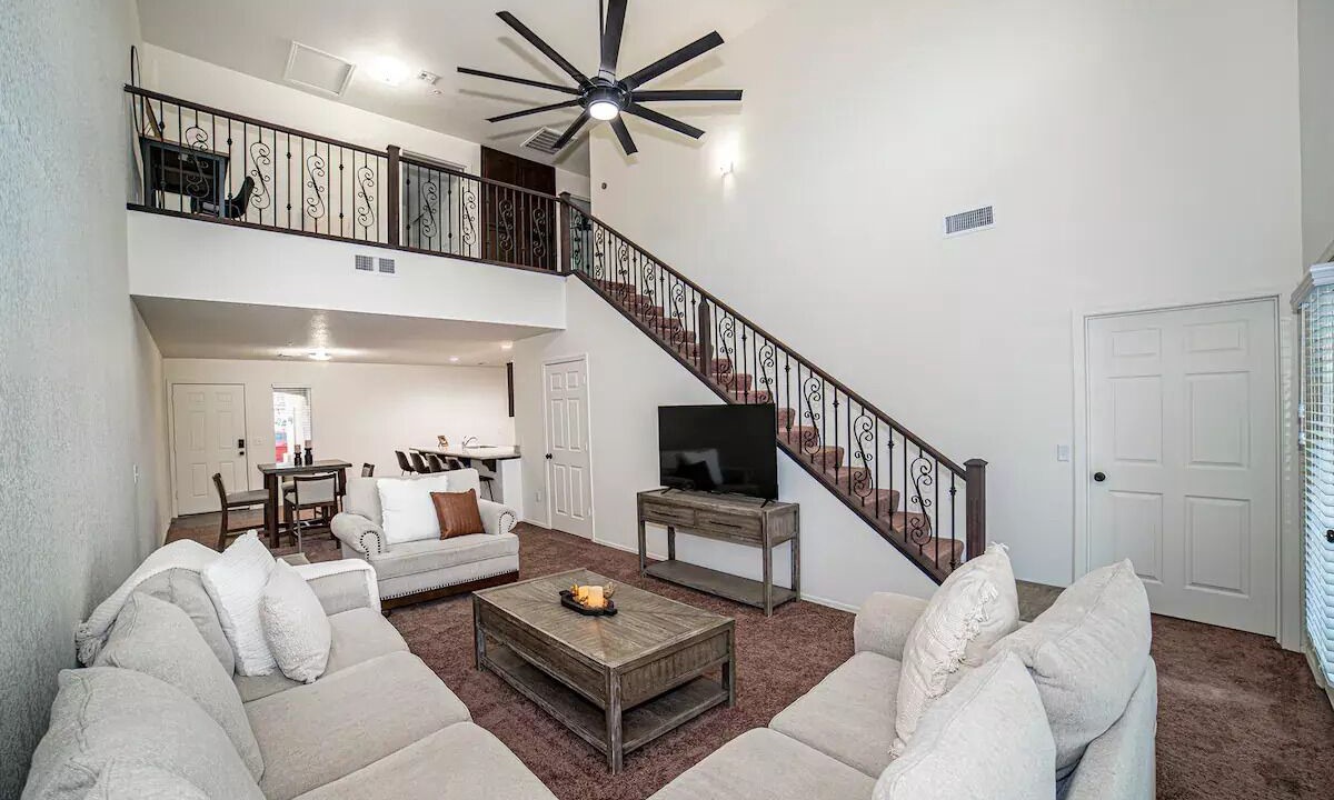 Photo of Livingroom in Yuma