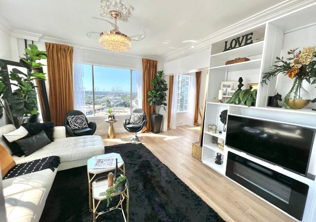 Photo of Livingroom in Waterfront