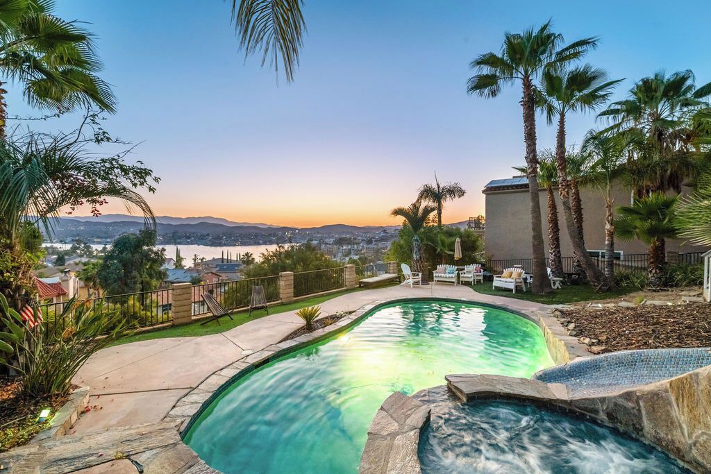 Photo of Outdoor in Canyon Lake