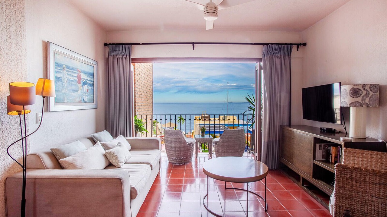 Photo of Livingroom in Romantic Zone