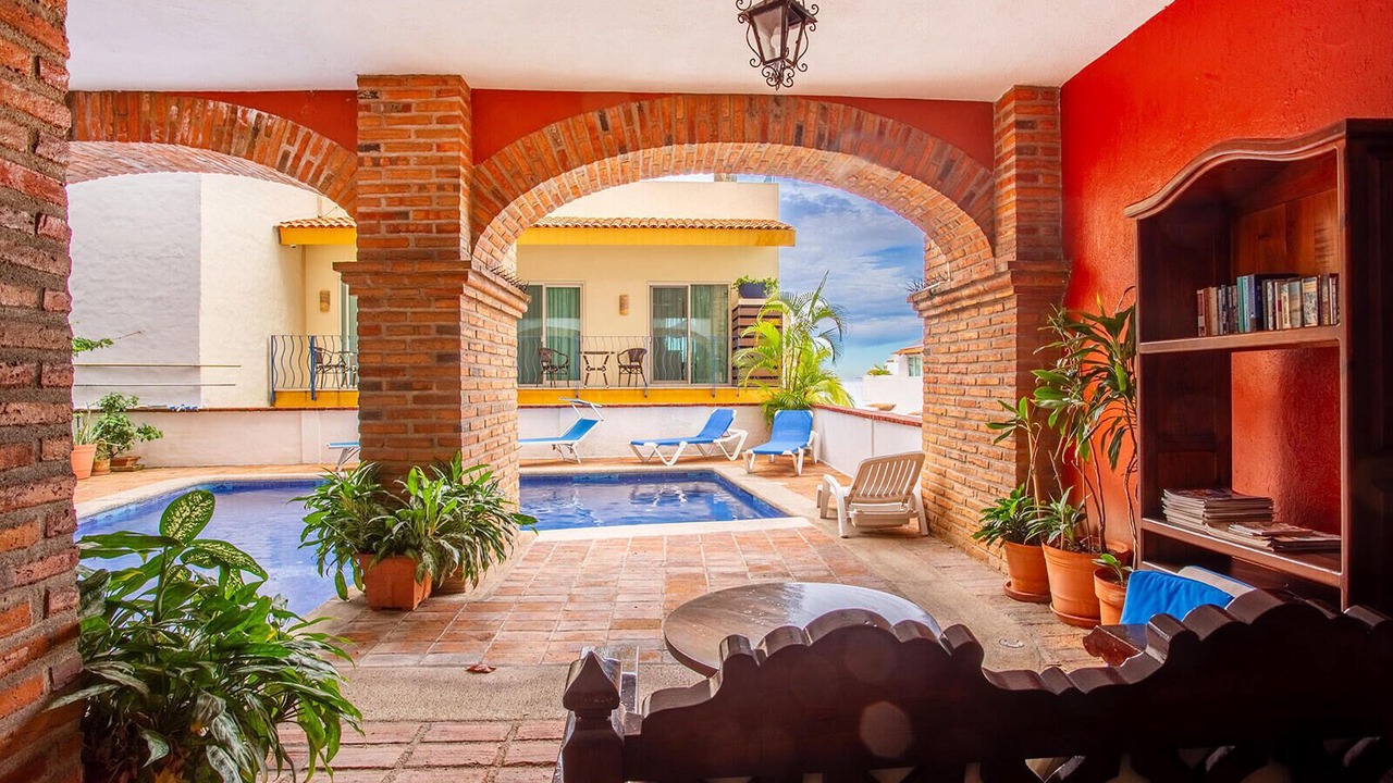 Photo of Outdoor in Romantic Zone