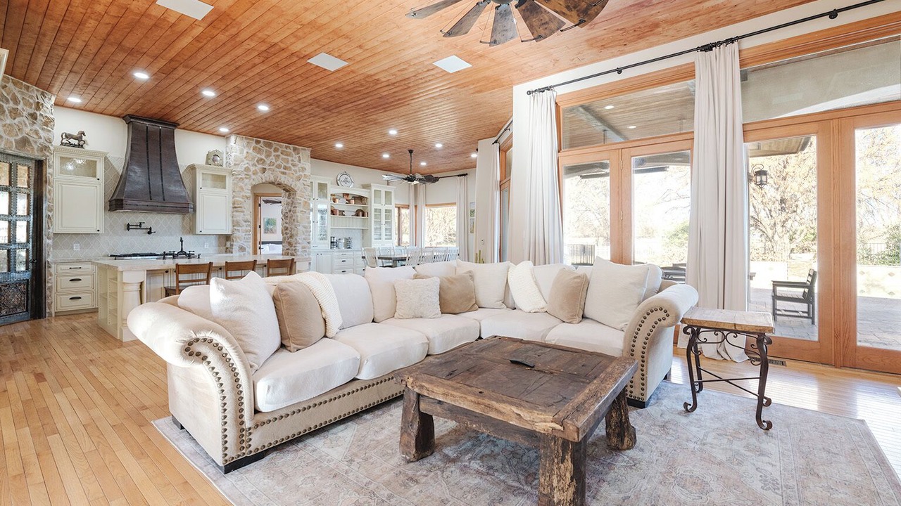 Photo of Livingroom in Cottonwood-Verde Village