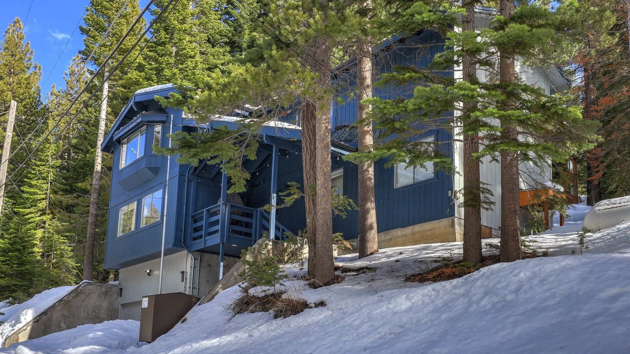 Photo of Outdoor in Country Club Estates