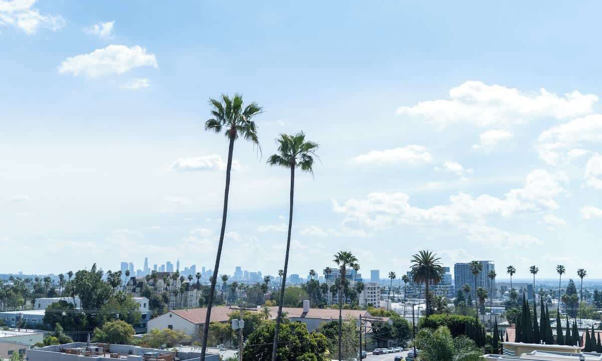 Photo of Others in Beachwood Canyon