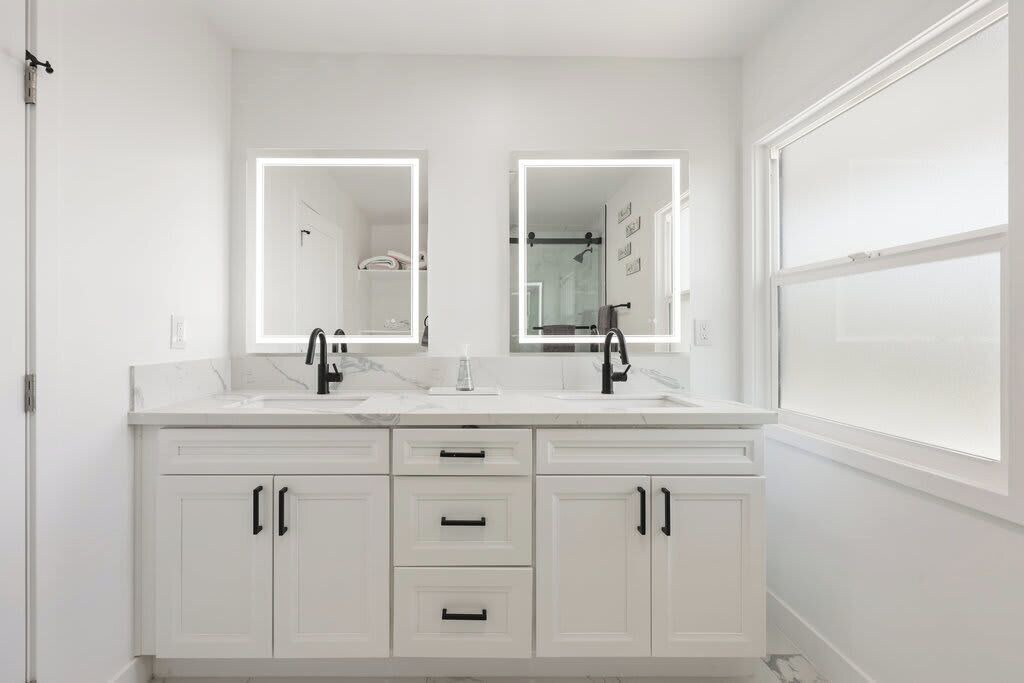 Photo of Bathroom in Ocean Beach