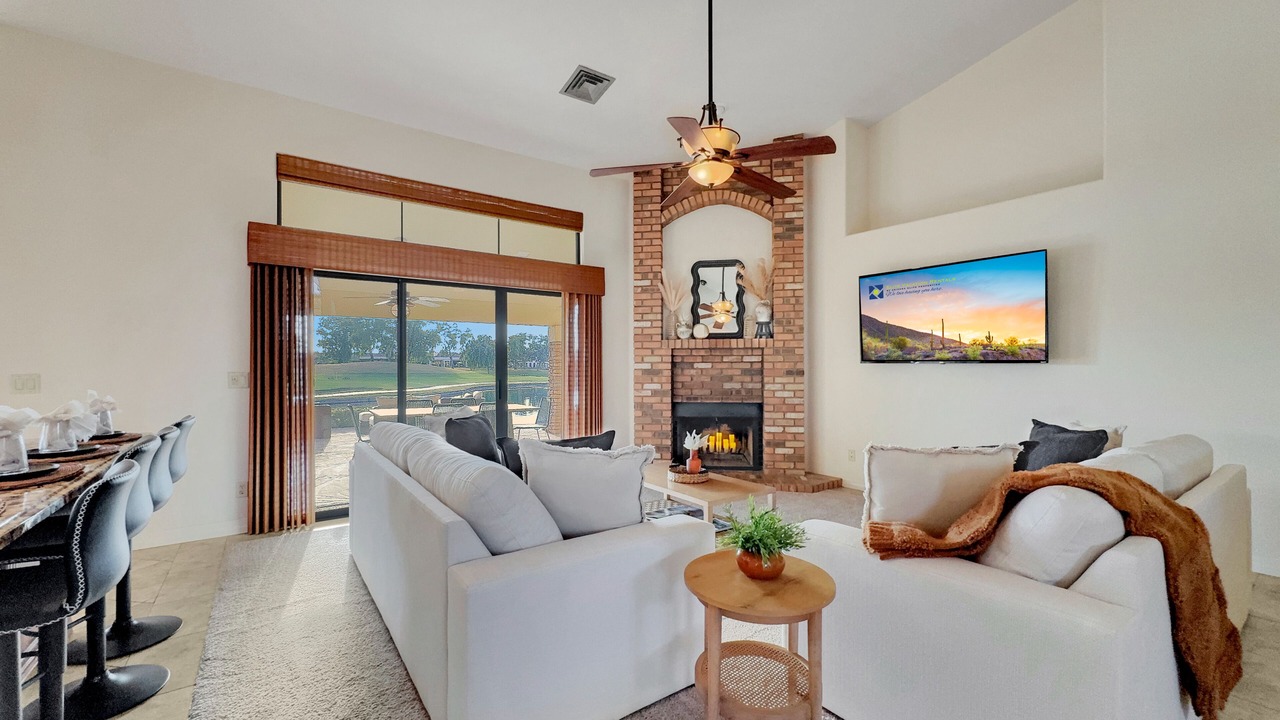 Photo of Livingroom in Island at Ocotillo