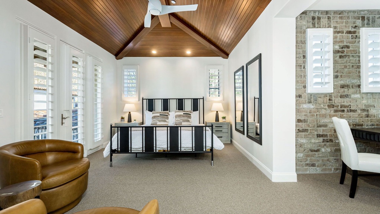 Photo of Bedroom in Historic Tennis Club