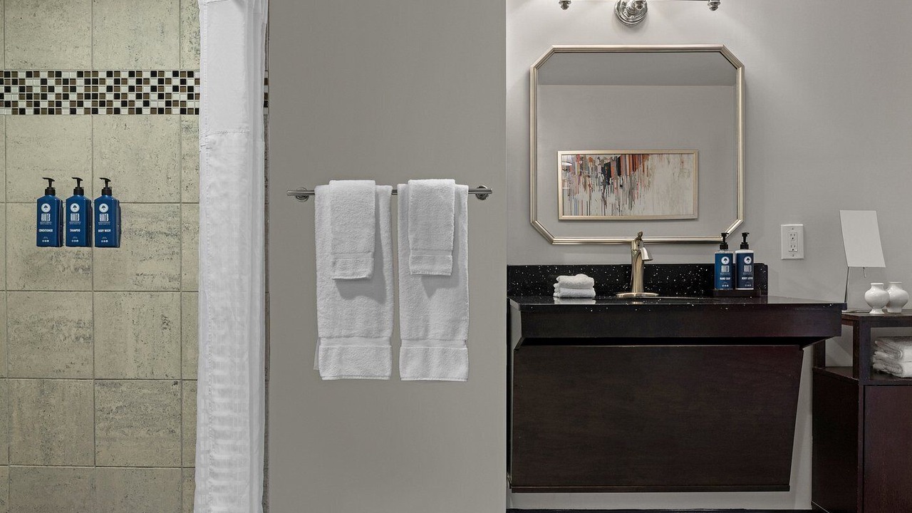 Photo of Bathroom in Lower Nob Hill