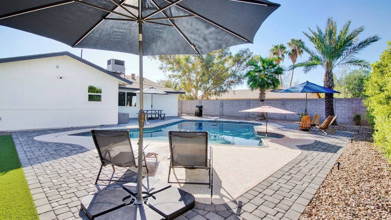 Photo of Outdoor in Paradise Valley Village