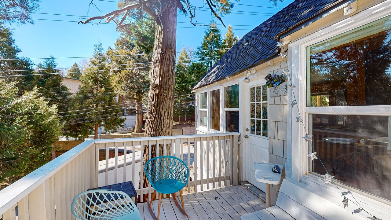 Photo of Patio Balcony in Cedar Glen