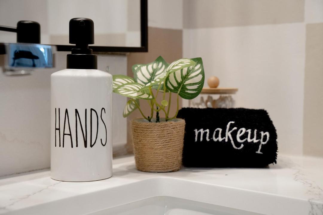Photo of Bathroom in Sherwood Forest and Thistle Development