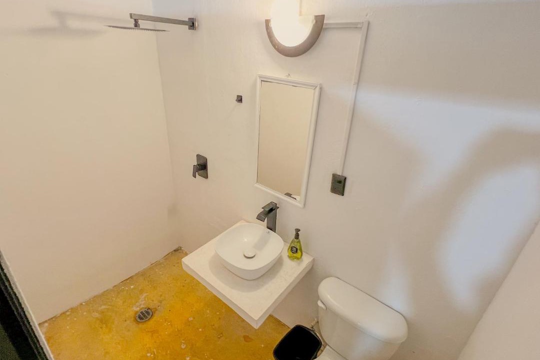 Photo of Bathroom in Acala