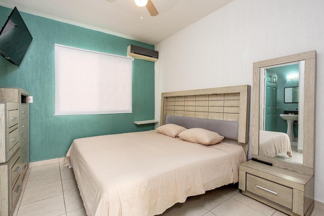 Photo of Bedroom in Puerto Juarez
