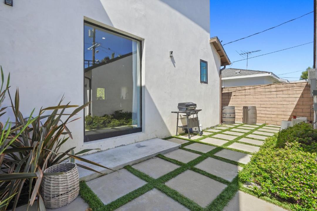 Photo of Others in Mar Vista