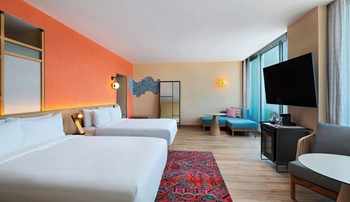Breezy, Room, 1 King Bed, Balcony