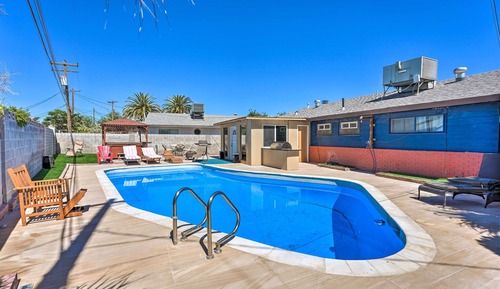 House (4 Bedrooms)