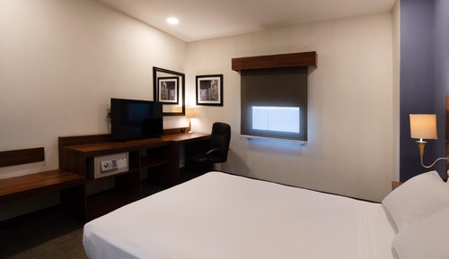 Queen Bed