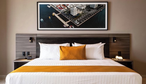 Suite, 1 King Bed with Sofa bed, Balcony, Ocean View