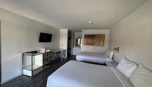Deluxe Room, 2 Double Beds, Non Smoking
