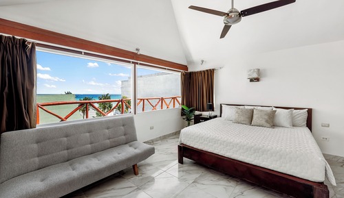 Single Room, Partial Ocean View (Cabanas Vision)