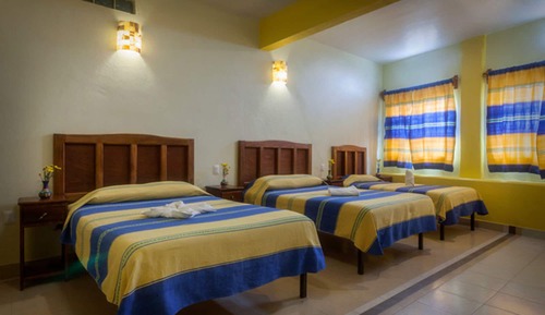 Triple Room, Multiple Beds