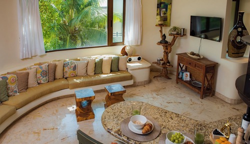 Junior Suite, 1 King Bed, Private Bathroom