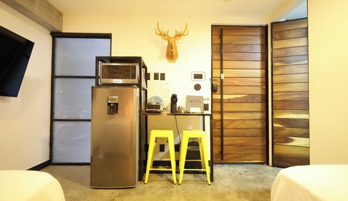 Suite 102 : two twin beds