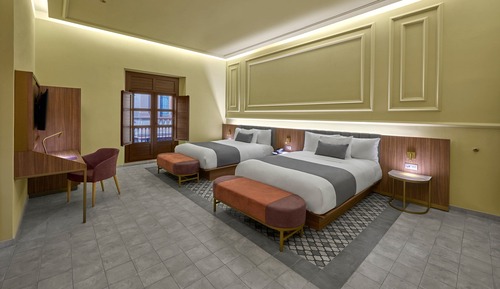 Room, 2 Queen Beds, Balcony
