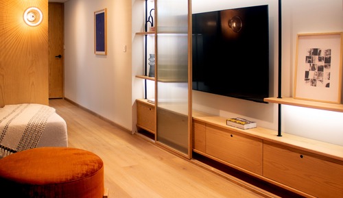 Signature Suite