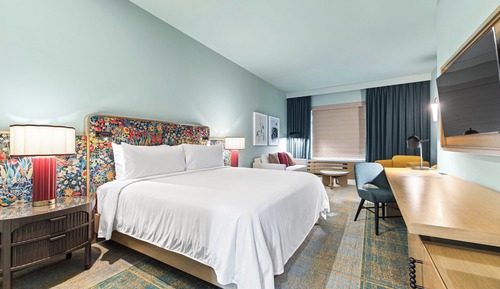 Standard Room, 1 King Bed