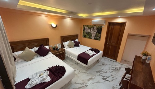 Economy Room