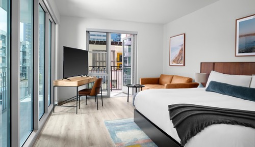 Signature Suite, 1 Queen Bed