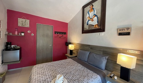 Deluxe Room, 1 Bedroom, Non Smoking, Garden View