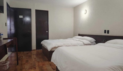 Executive Room, City View