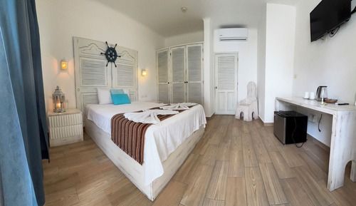 Superior Double Room, Courtyard View