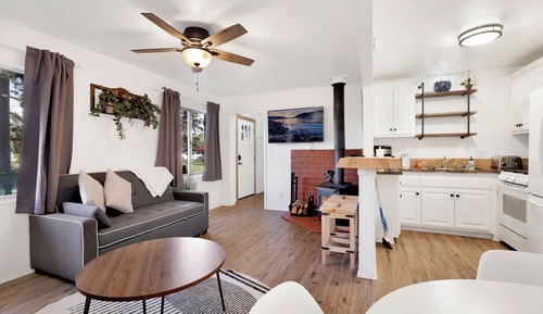 Room, Multiple Beds, Patio, Mountain View (2504)